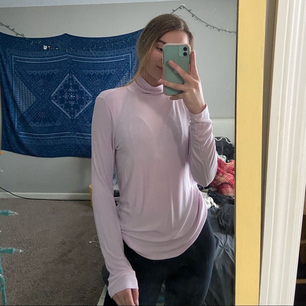 Long sleeve loose mock neck tshirt